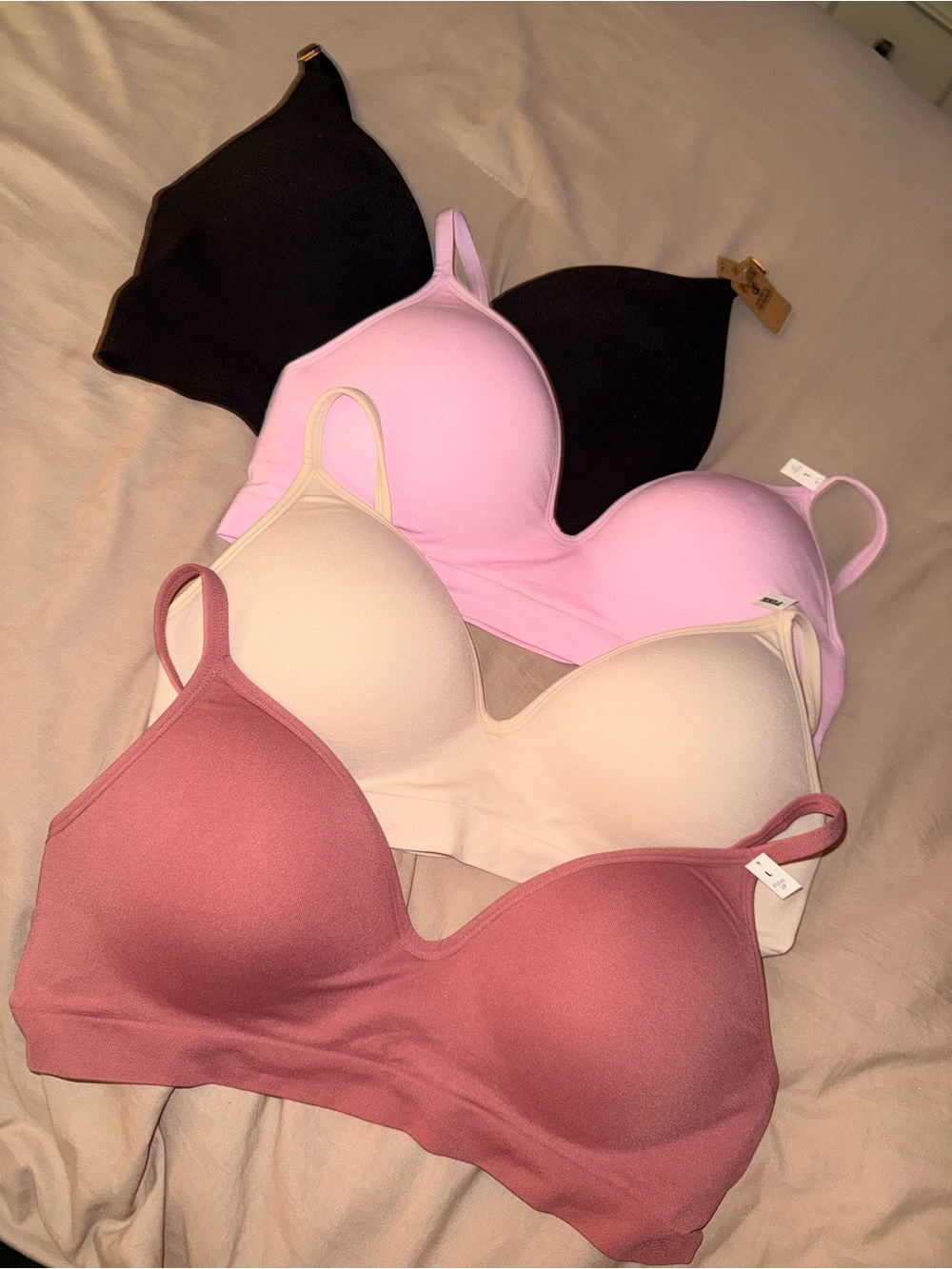 Seamless Wireless T-Shirt Bras - Black, Pink, Cream, Dusty Rose NWT